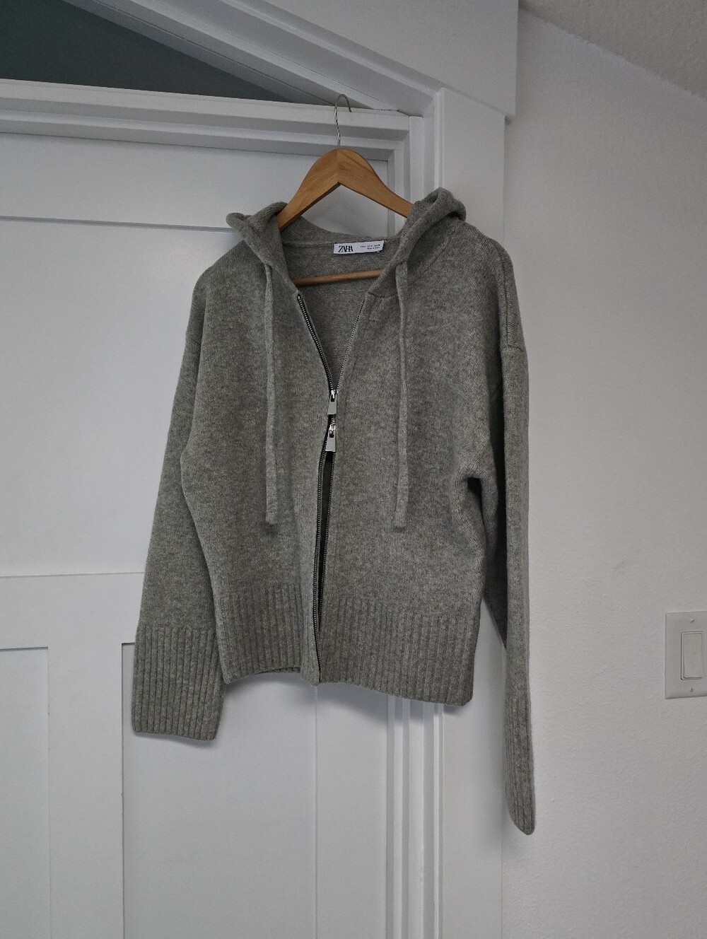 Zara Double Zip Front Cropped Hpoded Sweater in Gray - Picture 4 of 11